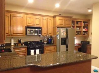 10000 Cambridge Blue Ave, Las Vegas, NV 89147