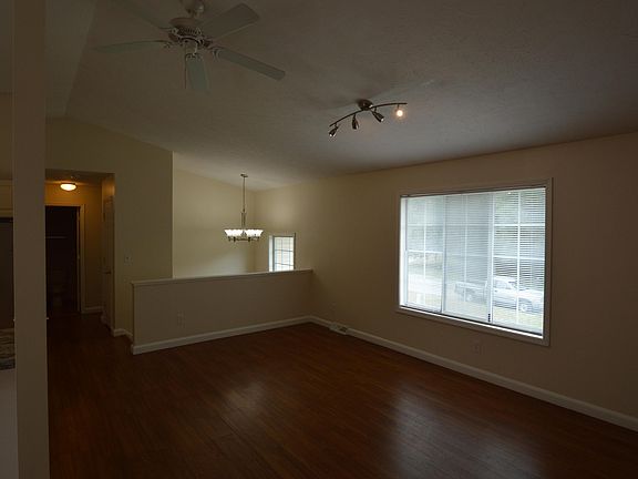 2nd image of 205 Garland St SE