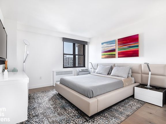 3rd image of 175 W 95th St APT 20G