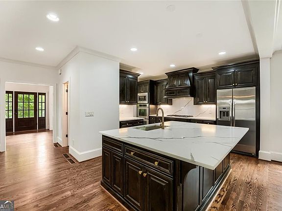 3rd image of 3406 Keswick Ct
