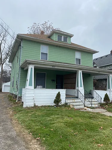 523 N Walnut St Photo 1