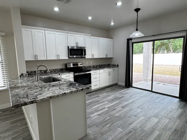 33435 N Sonoran Trl, San Tan Valley, AZ 85142