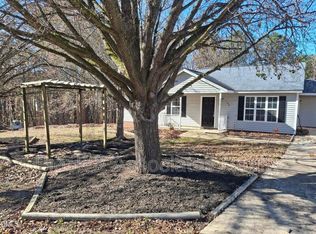 144 Holly Mountain Rd, Holly Springs, NC 27540