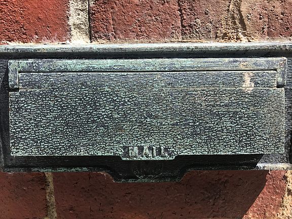 Classic 1930s touches abound