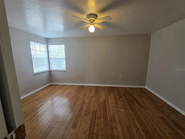 2419 Fan Palm Dr — Photo 10