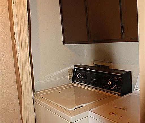 4th image of 8427 Hearth Dr APT 35