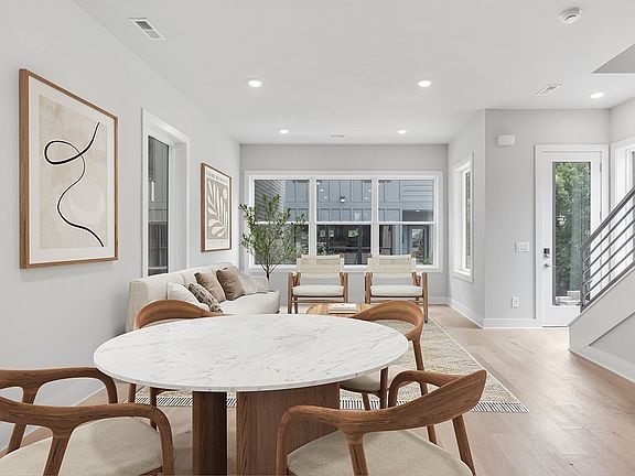 3rd image of 1206 1st Ave #1