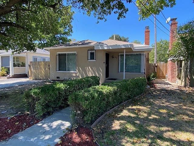 1st image of 3808 42nd St