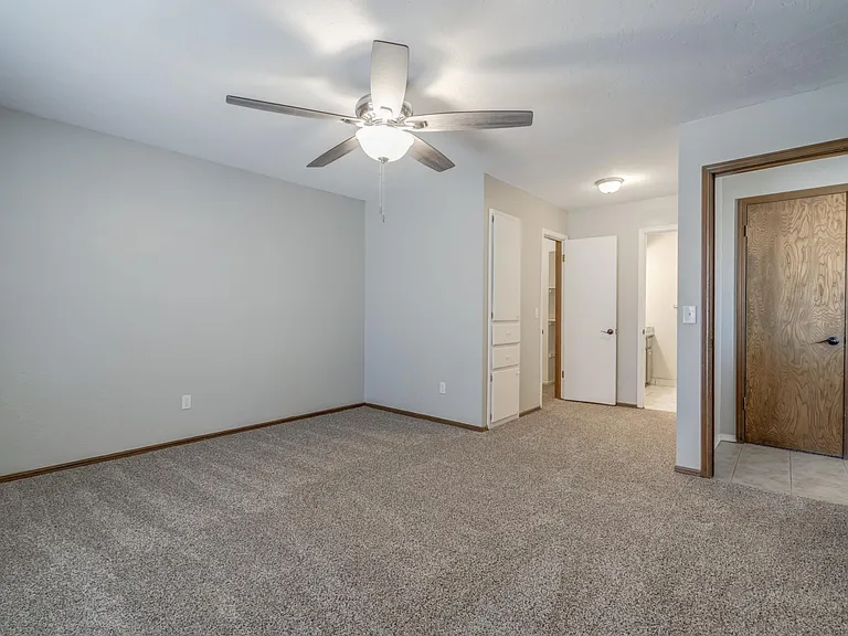 3401 Baird Dr — Photo 30