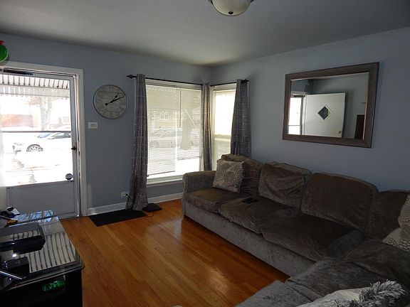 3rd image of 26 Geneva Ave