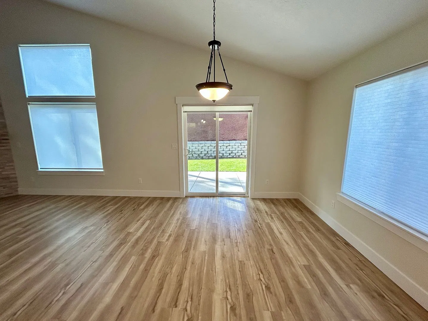 Four Bedroom Home with W/D Included- SE Salem — Photo 4