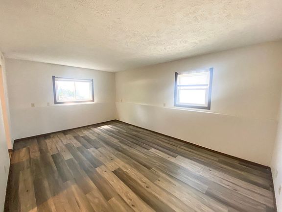 4th image of 112 W Raab Rd #A