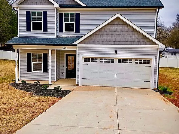 559 Midway Lake Rd, Mooresville, NC 28115