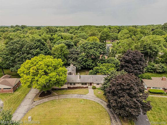 5th image of 6730 Halyard Rd