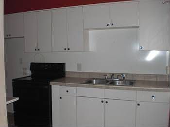 3rd image of 3001 Park St N