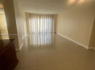 1965 S Ocean Dr APT 10P, Hallandale, FL 33009