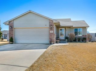 1814 N Nickelton Ct, Wichita, KS 67235