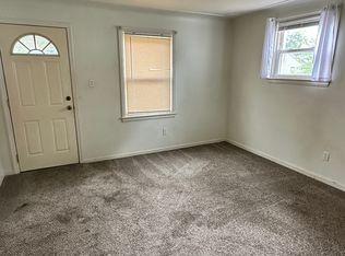 8677 Maxwell Ave, Warren, MI 48089
