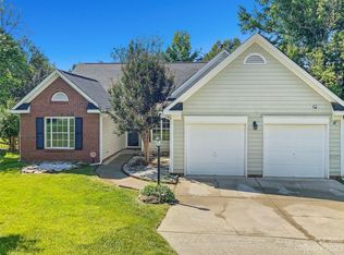 10415 Worsley Ln, Charlotte, NC 28269