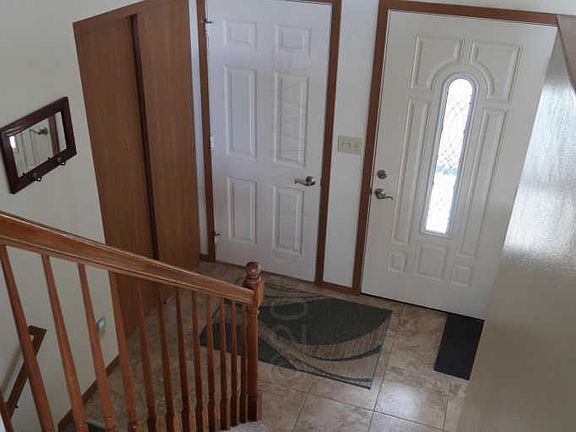 3rd image of 3554 Village Green Ln