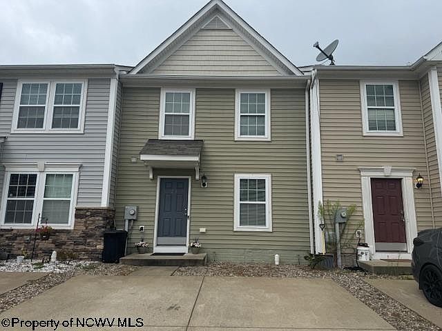 1st image of 21 Stafford Cir