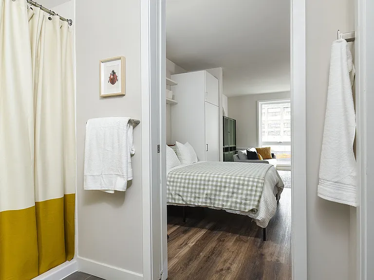 Junior 1 Bedroom