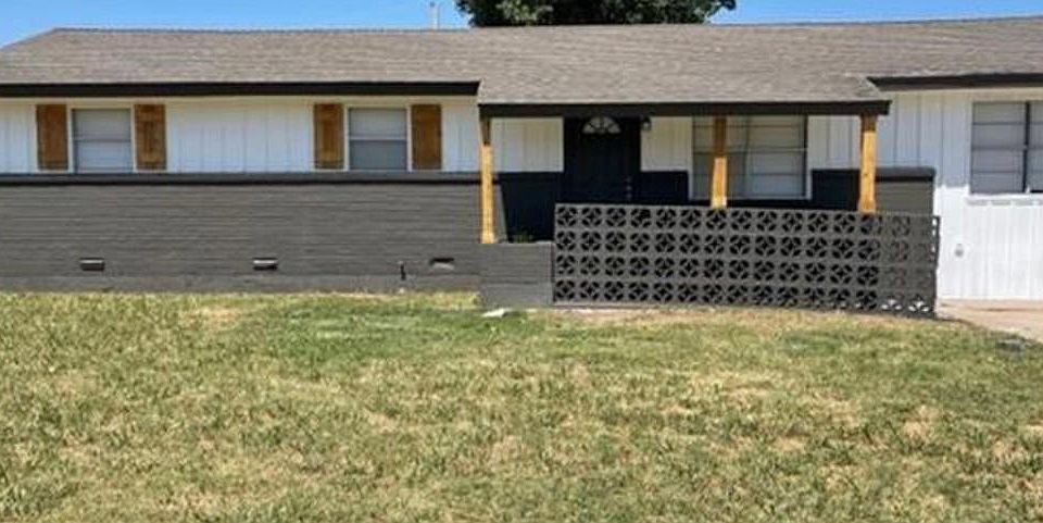 1st image of 2608 NW 46th Pl