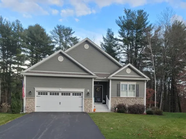 32 Harvest Moon Road, Londonderry, NH 03053