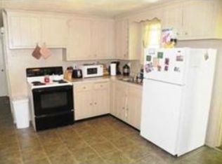50 Wheelock St, Oxford, MA 01540