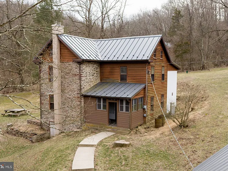 120 Tabor Rd — Photo 24