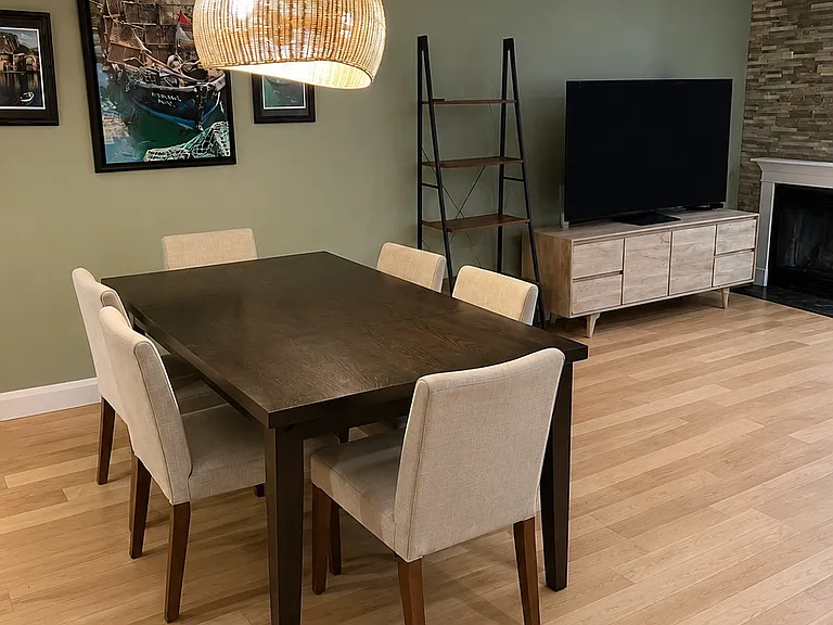 Dining Room / Living Room