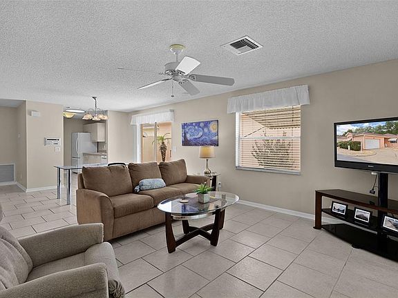 3rd image of 1023 AVALON AVENUE
