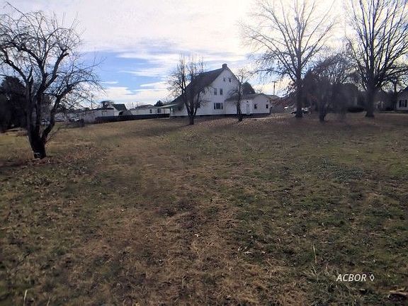 5th image of 310 Blennerhassett Ave