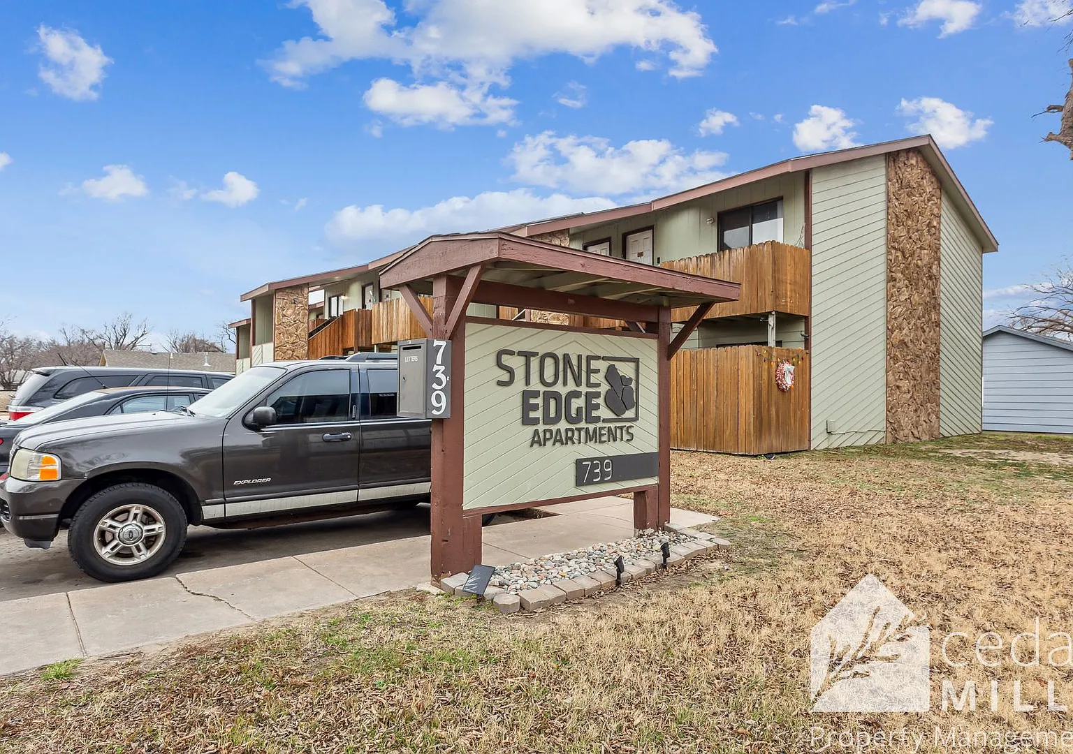 Stone Edge Apartments — Photo 1