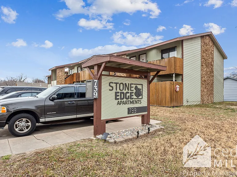 Stone Edge Apartments — Photo 1