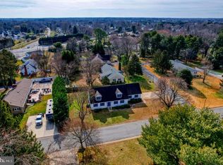 243 Greenview Dr, Dover, DE 19901