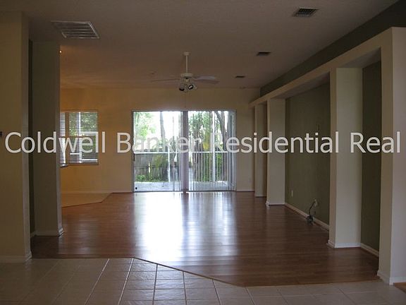 3rd image of 569 Heritage Oaks Ct
