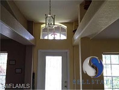 2nd image of 2202 SW 49th St