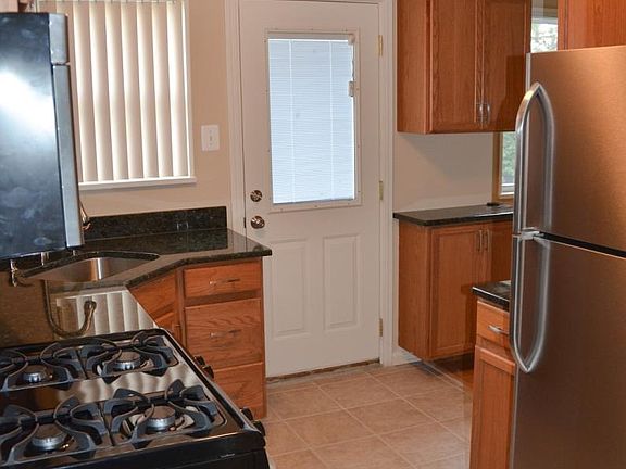 5th image of 3238 Coolidge Hwy #1