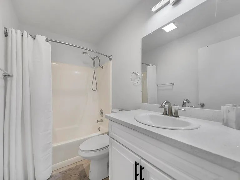 76567 New York Ave — Photo 16