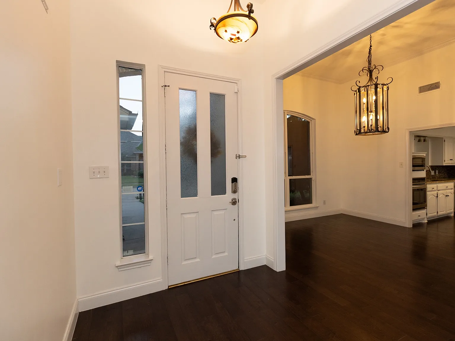4669 Portrait Ln — Photo 2