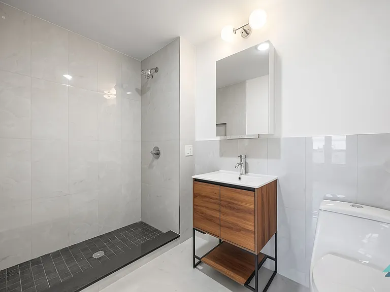 3510 Glenwood Rd #7A — Photo 12