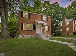 4805 70th Pl, Hyattsville, MD 20784