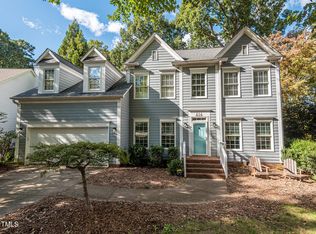 414 Fincastle Dr, Raleigh, NC 27607