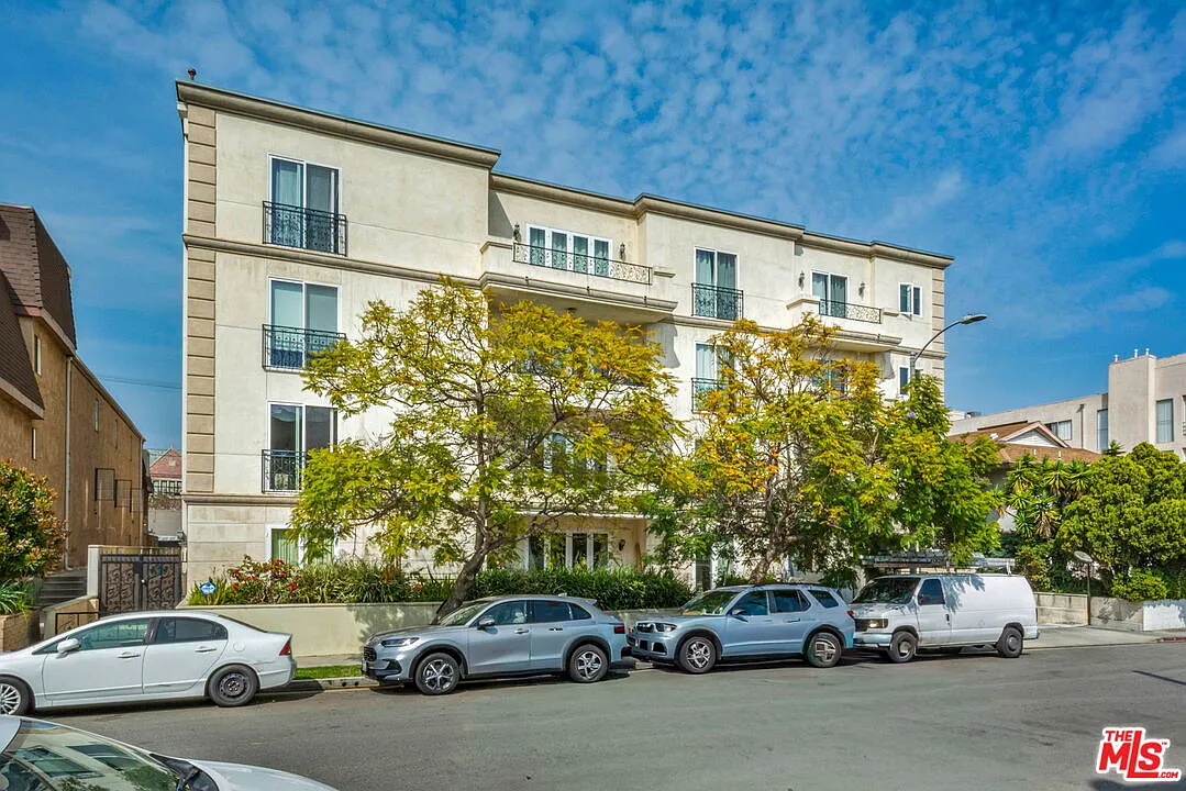 Building Photo - 9049 Alcott St #305
