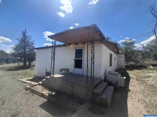 215 E Dorothy St, Silver City, NM 88061