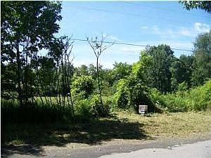 2nd image of 13626 Krauskopf Dr NE