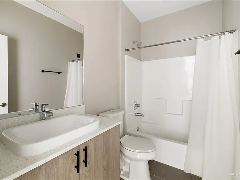 5708 Puffin Ave #1 — Photo 10