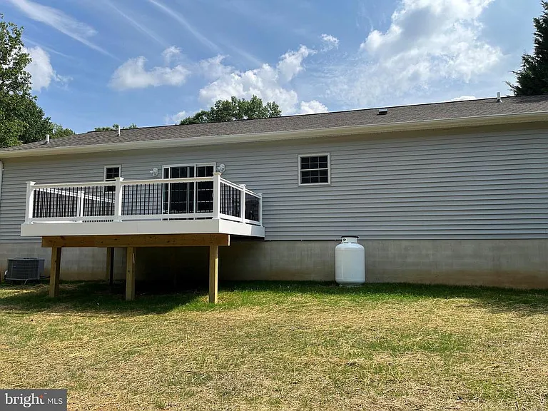 2114 Moorland Dr — Photo 4