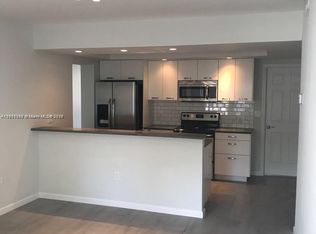 3069 SW 7th St, Miami, FL 33135